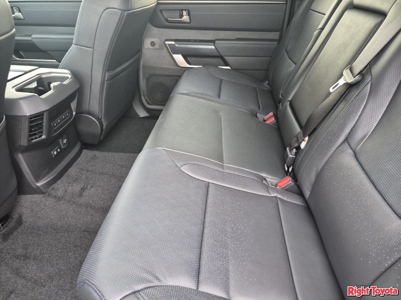 New 2026 Toyota Tundra Platinum w/ TRD Off-Road Package AWD/4WD image 14