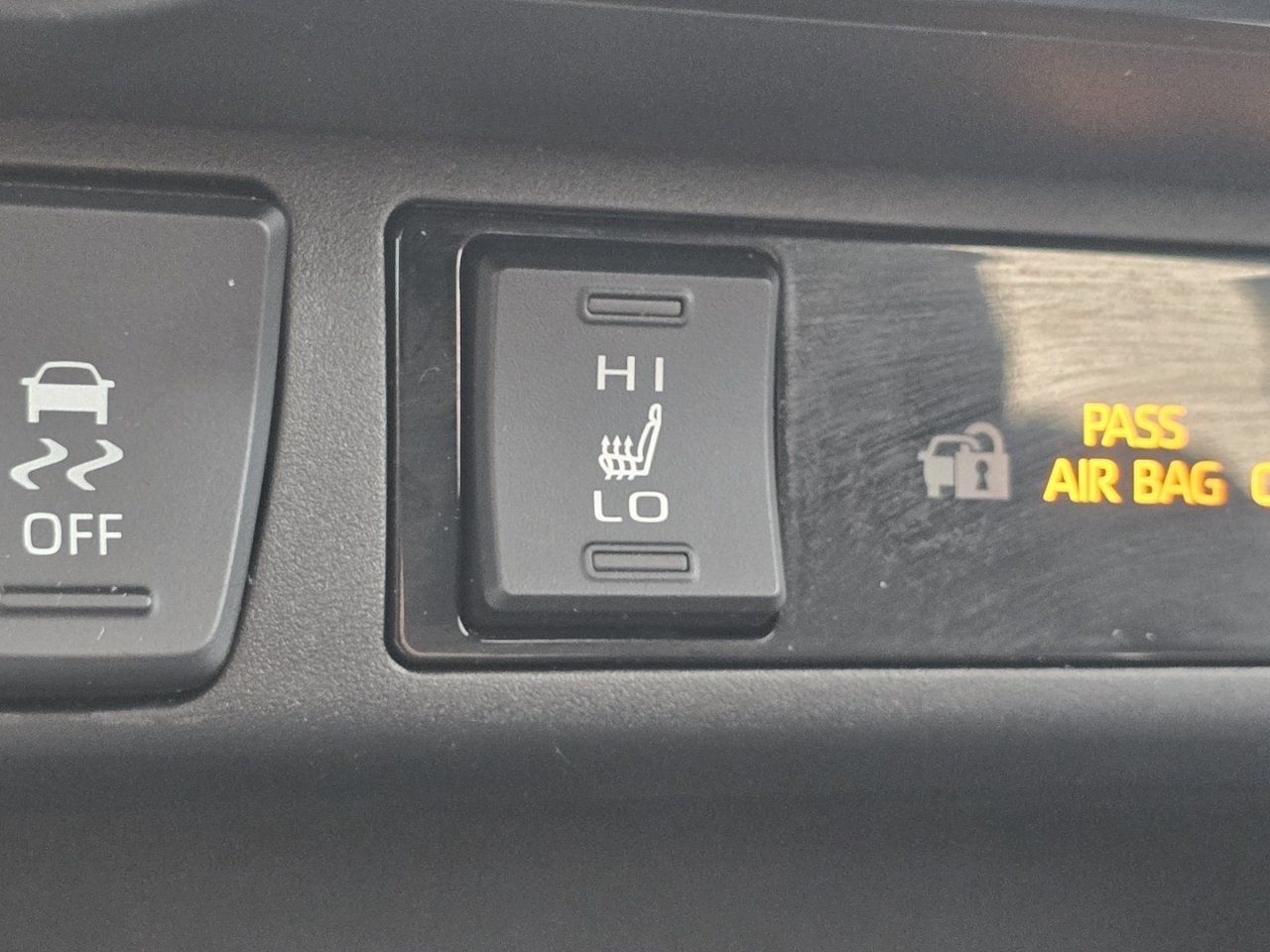 Certified 2024 Toyota RAV4 XSE w/ Weather Package AWD/4WD image 8