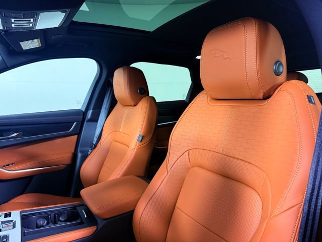 New 2026 Jaguar F-PACE R-Dynamic S image 6
