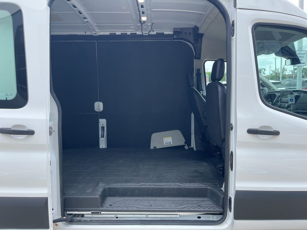 Used 2023 Ford Transit 250 Medium Roof w/ Load Area Protection Package image 22