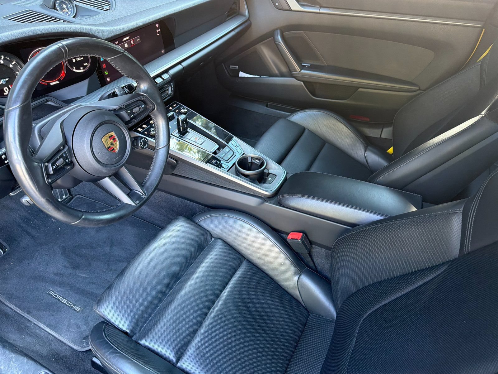 Used 2022 Porsche 911 Carrera 4S AWD/4WD image 9