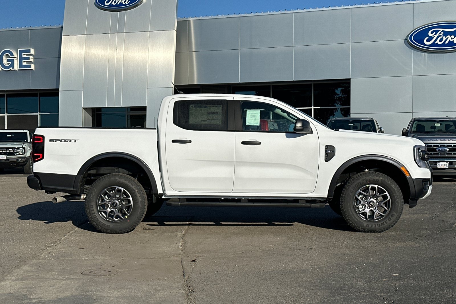 New 2024 Ford Ranger XLT w/ Advanced Towing Package RWD image 3