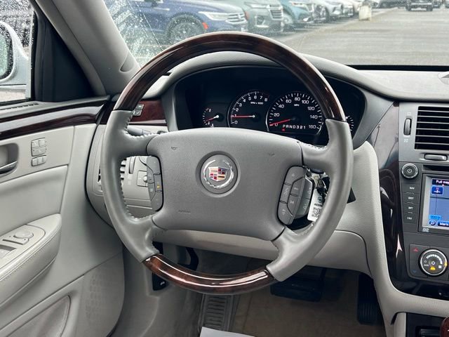 Used 2009 Cadillac DTS w/ Sun And Navigation Package FWD image 14