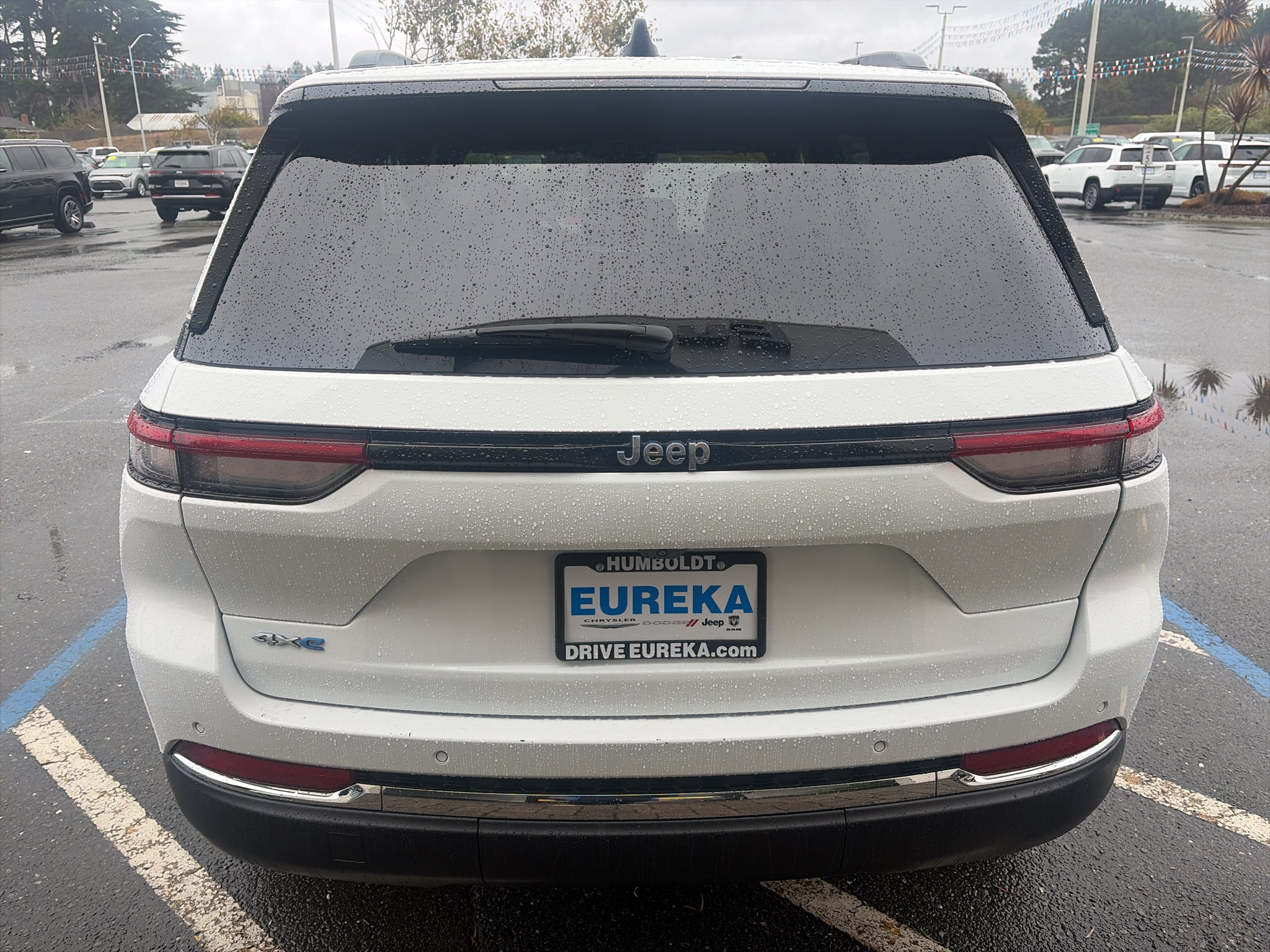 Used 2024 Jeep Grand Cherokee Limited 4xe AWD/4WD image 12