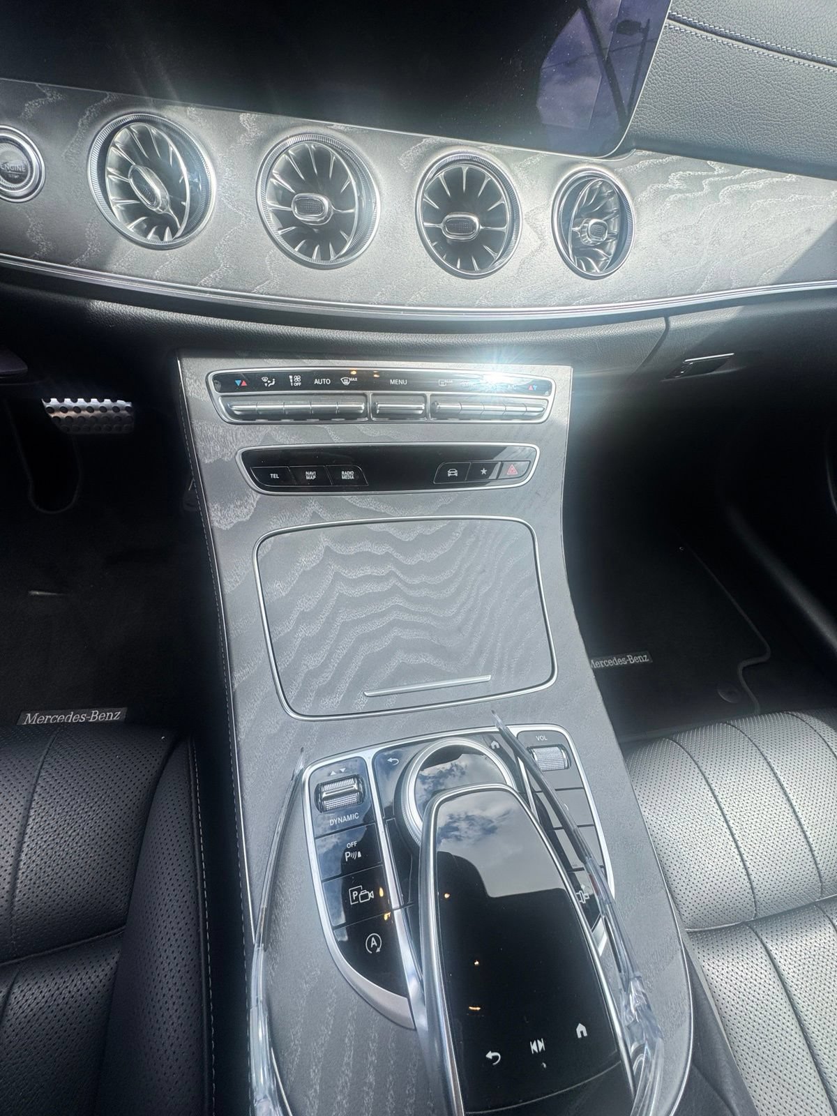 Used 2023 Mercedes-Benz E 450 4MATIC Cabriolet image 10