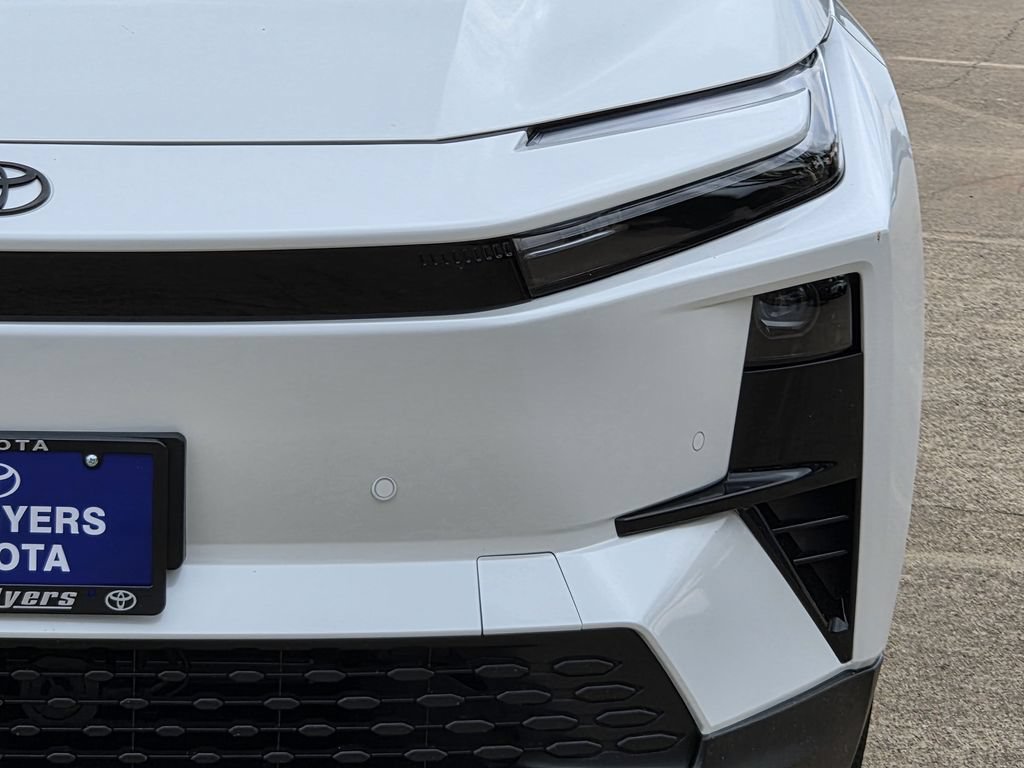 New 2026 Toyota C-HR AWD/4WD image 4