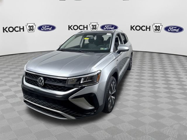 Used 2022 Volkswagen Taos SE image 4