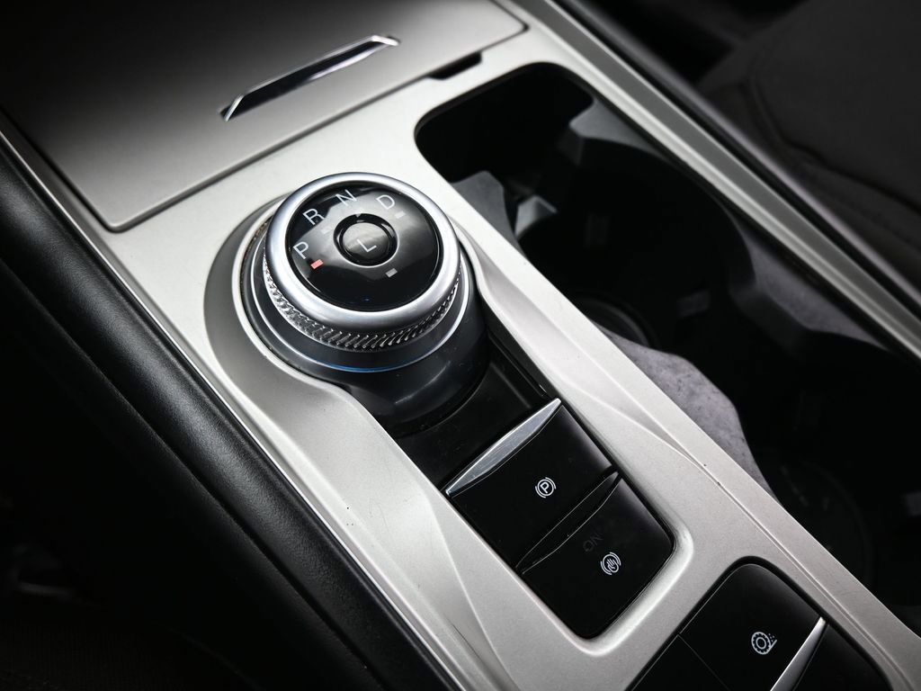 Certified 2022 Ford Explorer XLT image 16