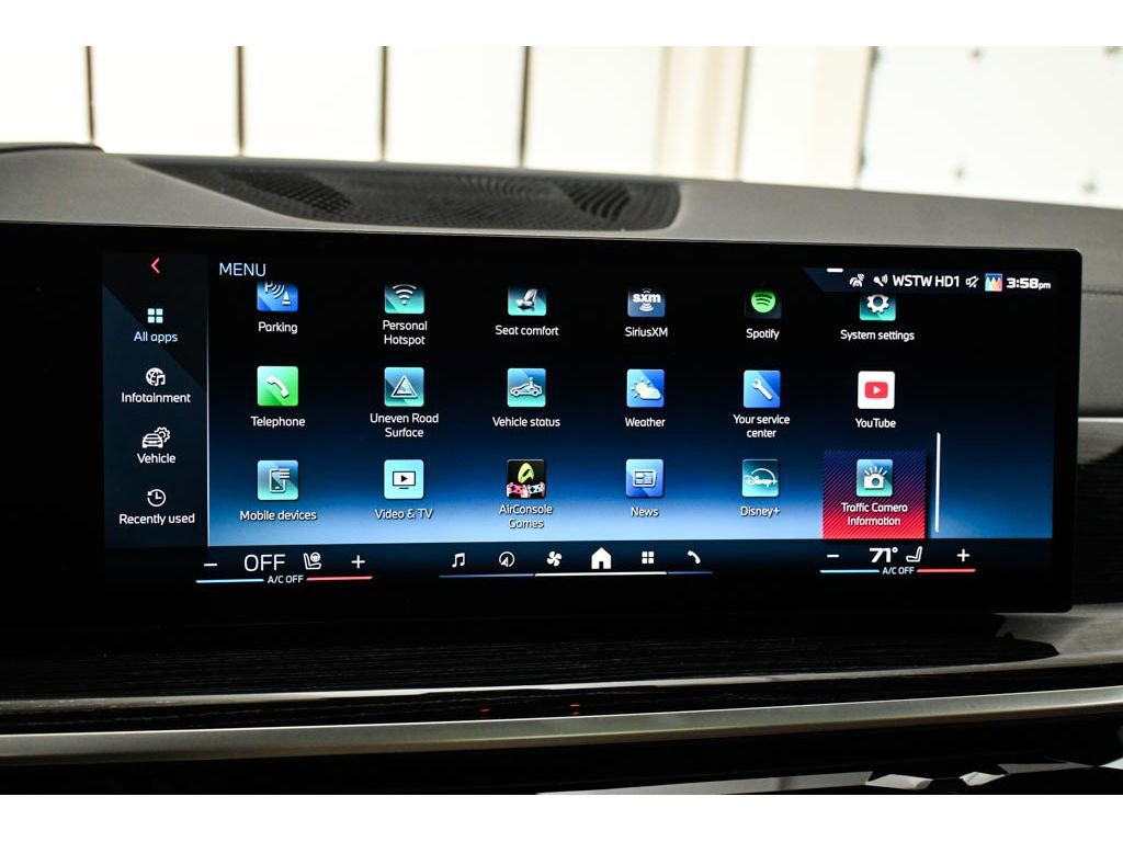 Used 2025 BMW X7 M60i AWD/4WD image 62