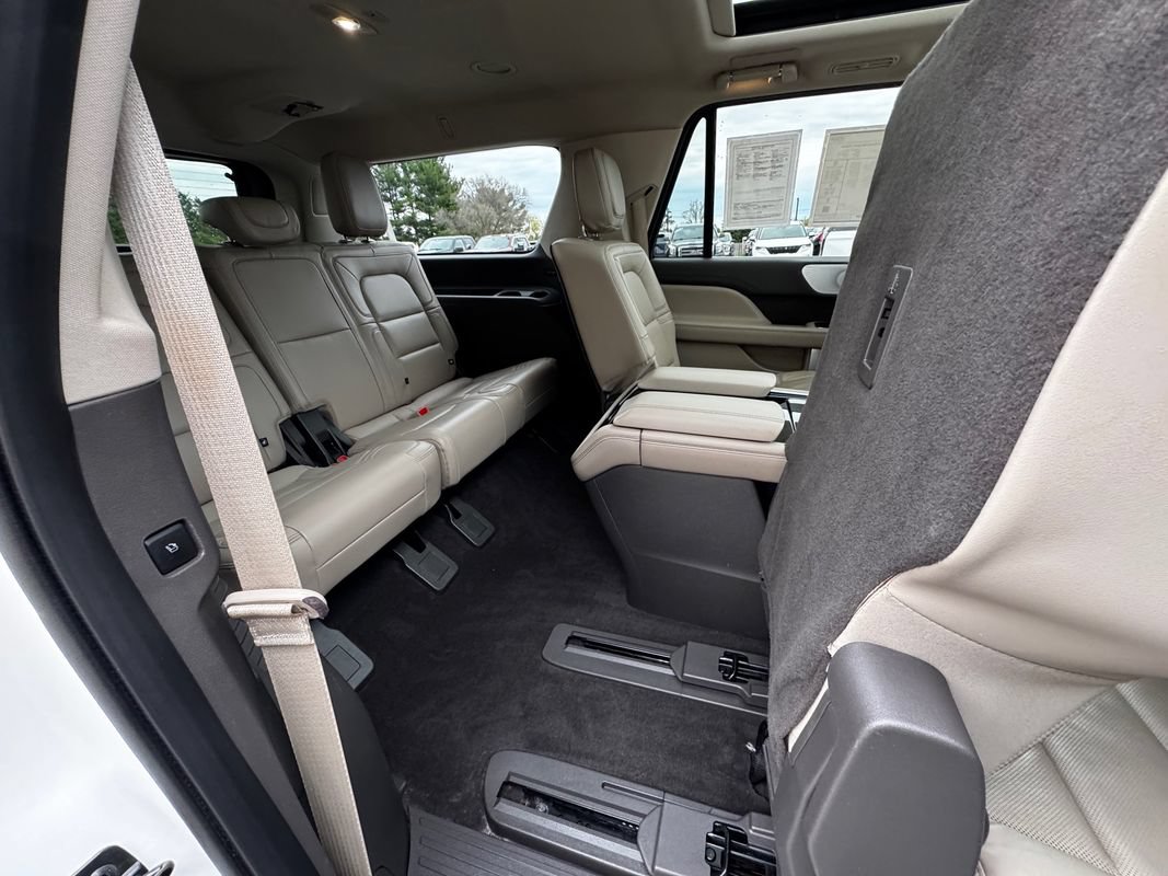 Used 2024 Lincoln Navigator L Reserve w/ Equipment Group 201A AWD/4WD image 43