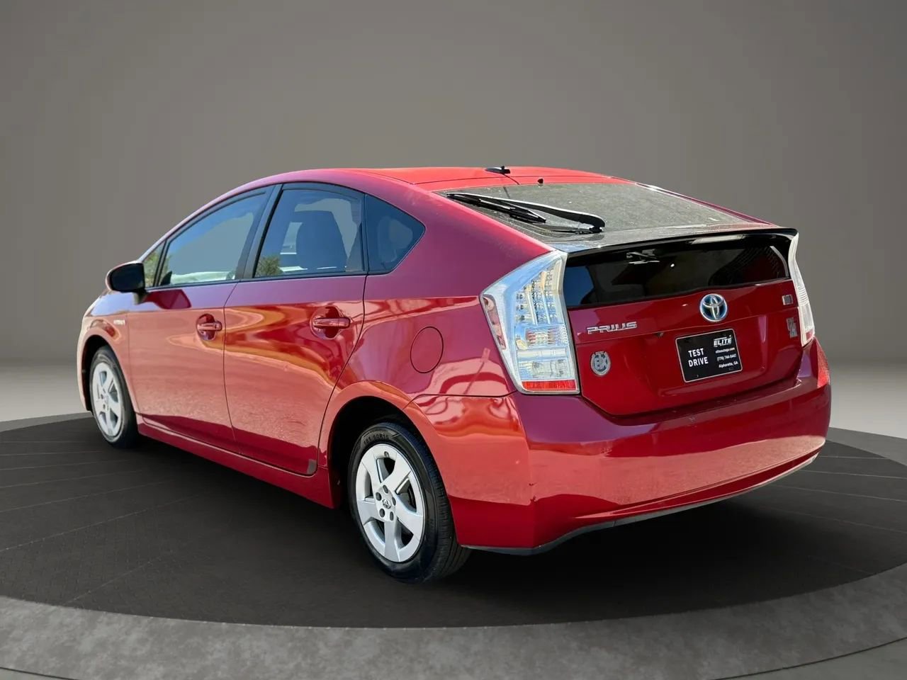 Used 2011 Toyota Prius Three w/ Navigation Pkg FWD image 6