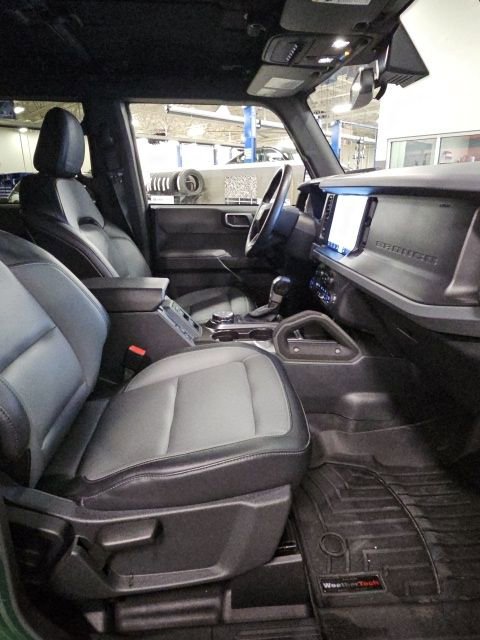 Used 2024 Ford Bronco Everglades image 40