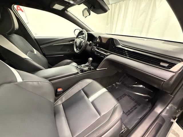 Certified 2025 Toyota Camry SE FWD image 9