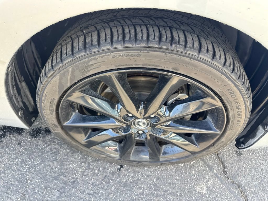 Used 2018 MAZDA MAZDA3 Touring FWD image 9