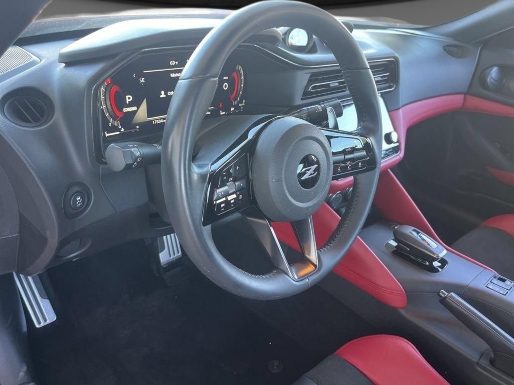 Used 2025 Nissan Z Performance w/ Floor Mat Package RWD image 10