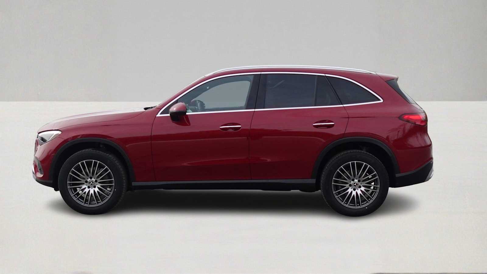 Used 2026 Mercedes-Benz GLC 300 4MATIC image 8