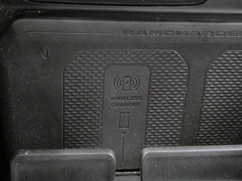 Used 2023 RAM 1500 Laramie AWD/4WD image 31