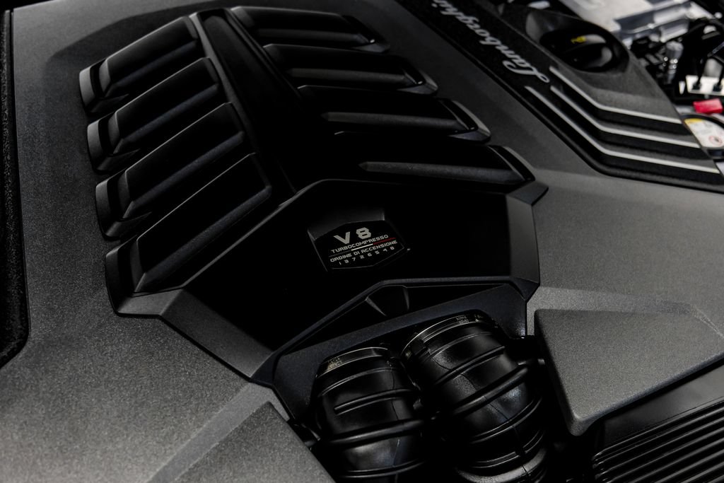 Used 2025 Lamborghini Urus SE AWD/4WD image 66