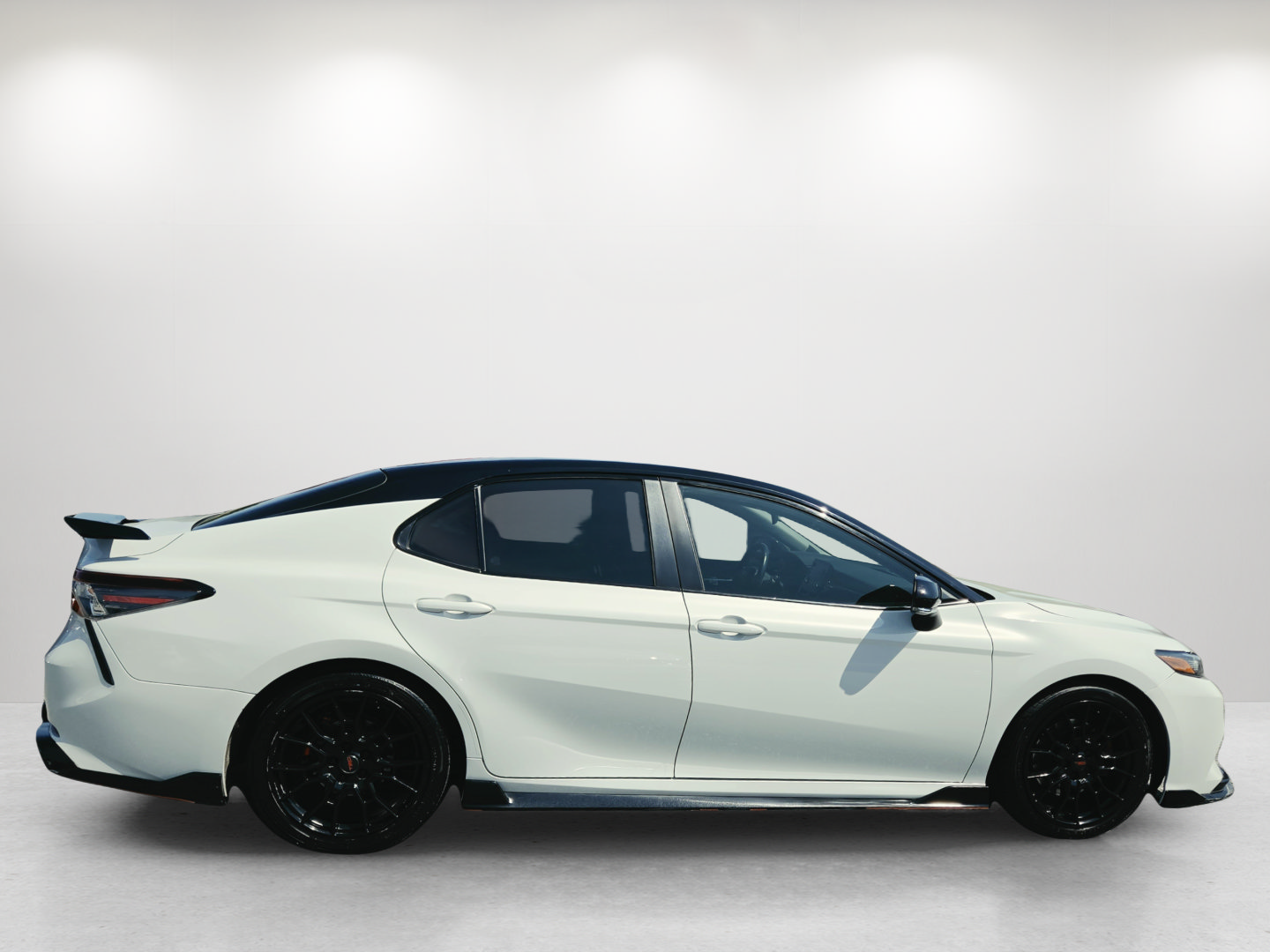 Used 2021 Toyota Camry TRD FWD image 4