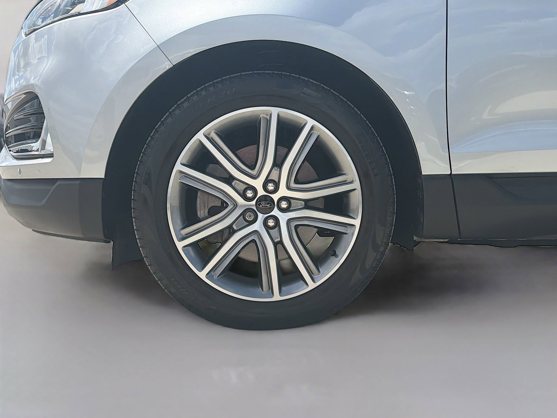 Used 2024 Ford Edge Titanium w/ Equipment Group 301A AWD/4WD image 34