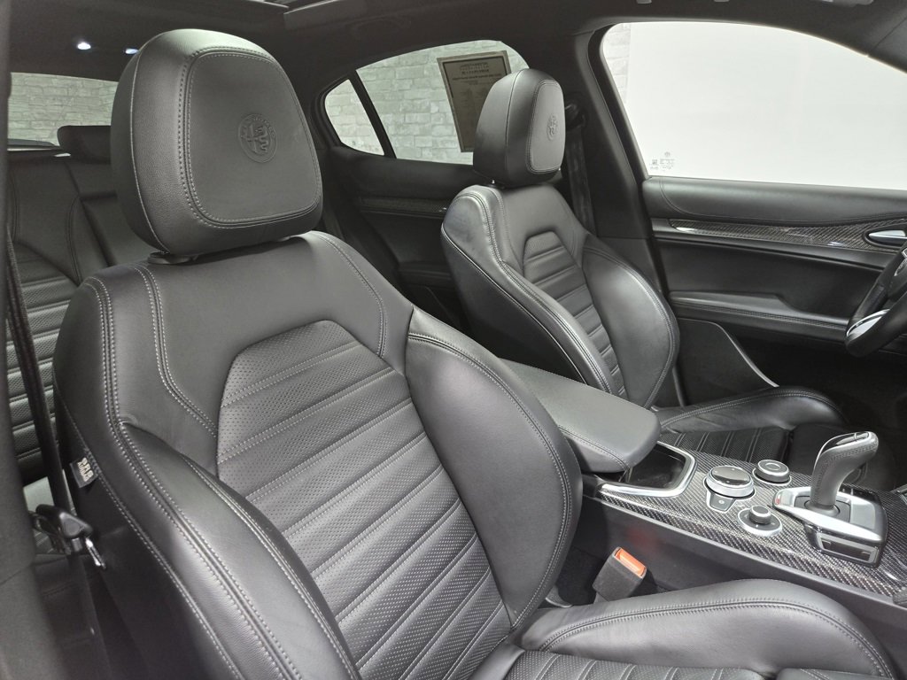 Used 2022 Alfa Romeo Stelvio Quadrifoglio w/ Active Assist Plus Package image 57