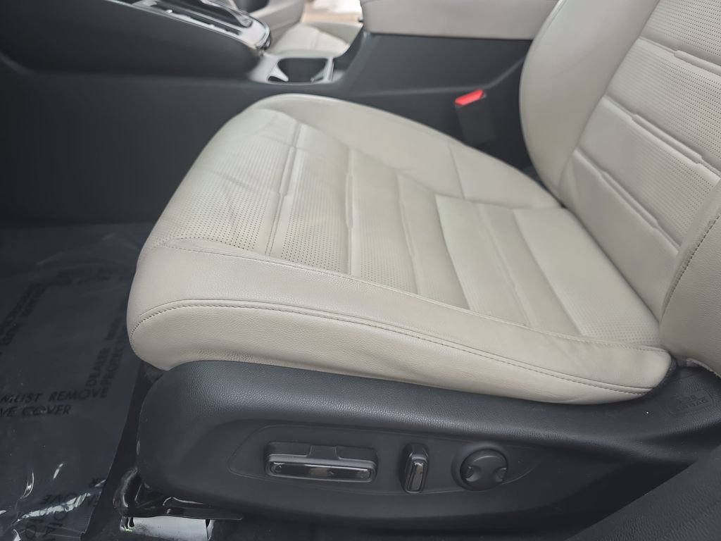 Used 2023 Honda CR-V EX-L image 28