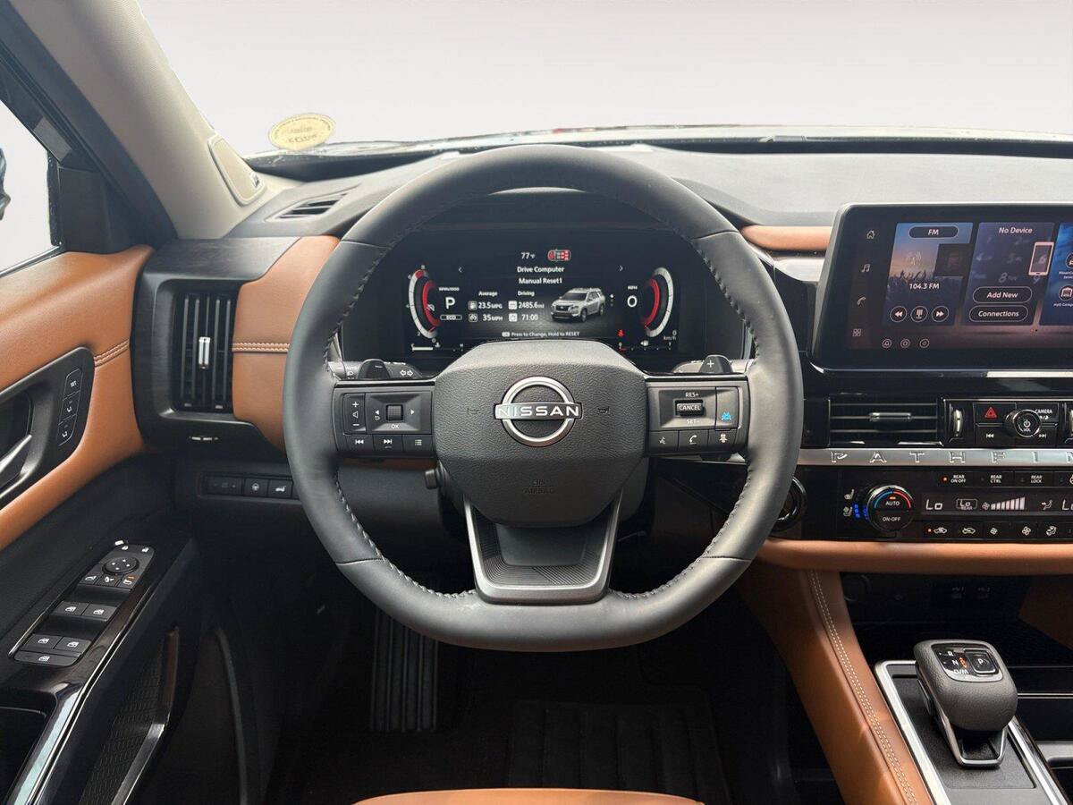 New 2026 Nissan Pathfinder Platinum AWD/4WD image 12