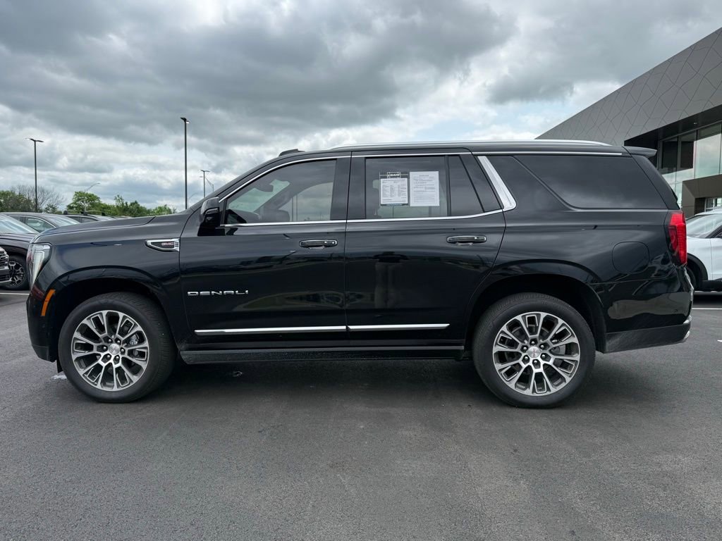 Used 2026 GMC Yukon Denali w/ Sun & Power Step Package image 8