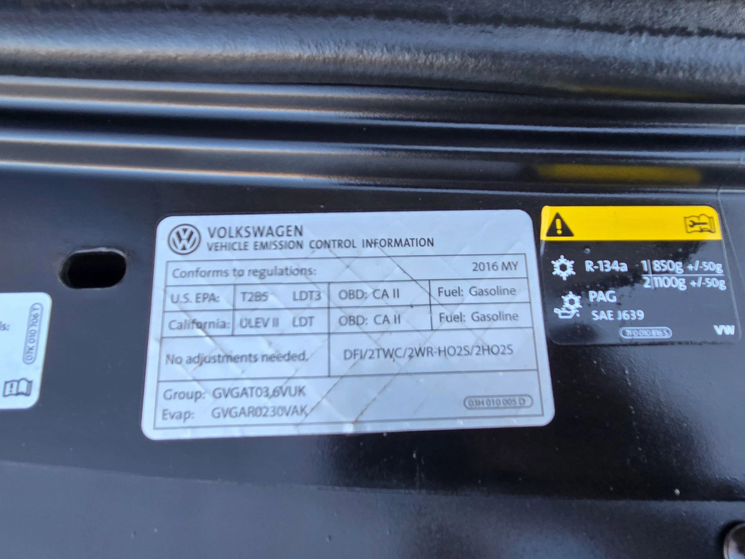 Used 2016 Volkswagen Touareg VR6 image 72