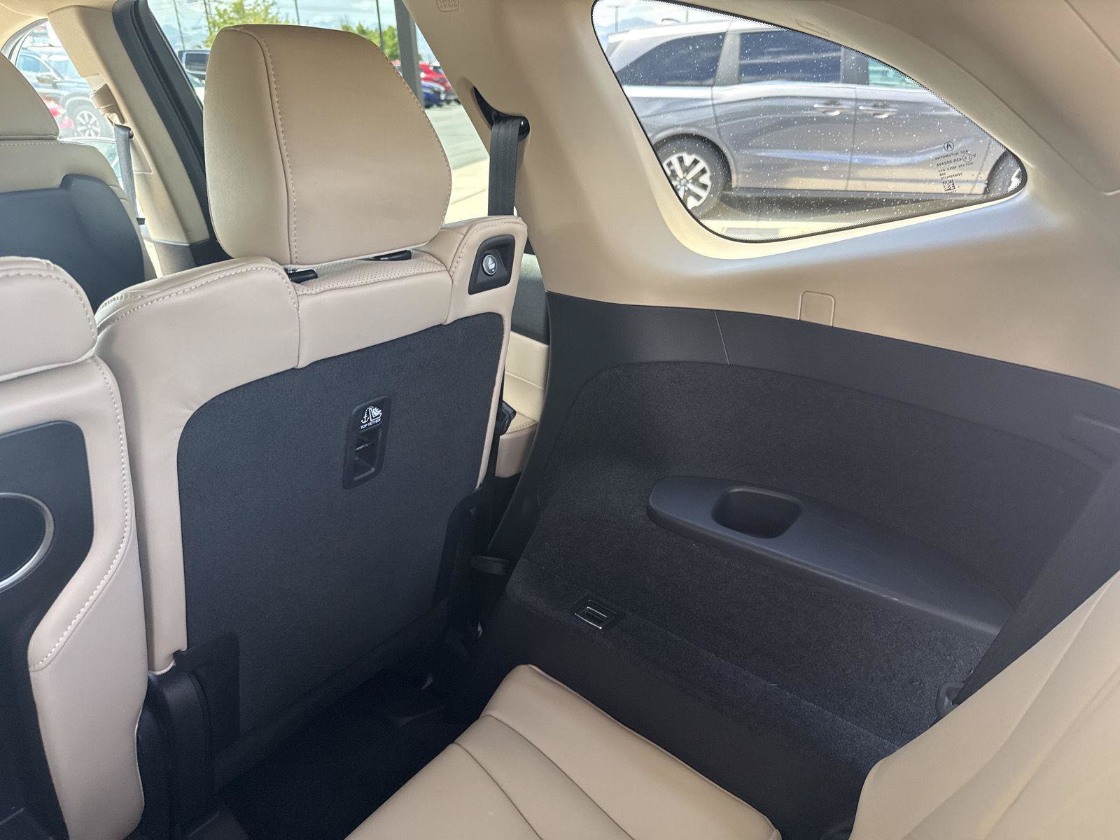 Used 2024 Acura MDX w/ Technology Package AWD/4WD image 9