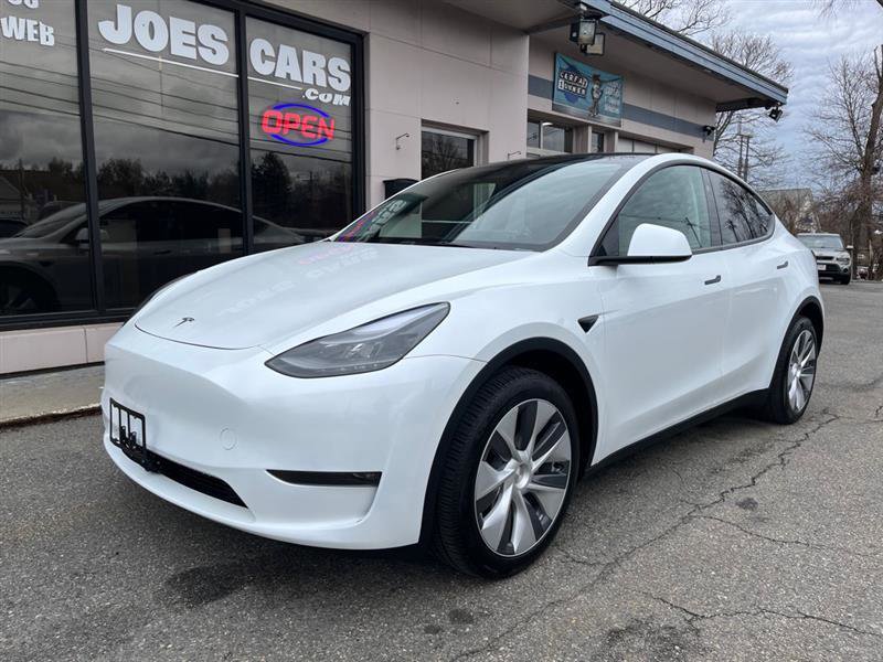 Used 2024 Tesla Model Y Long Range image 5