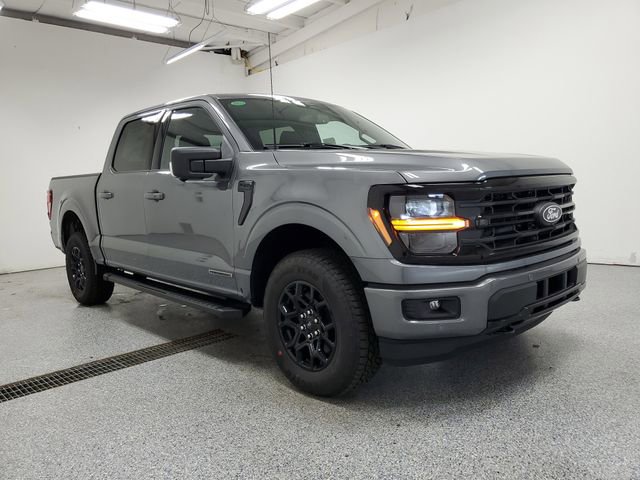 New 2025 Ford F150 XLT w/ Equipment Group 302A MID image 2