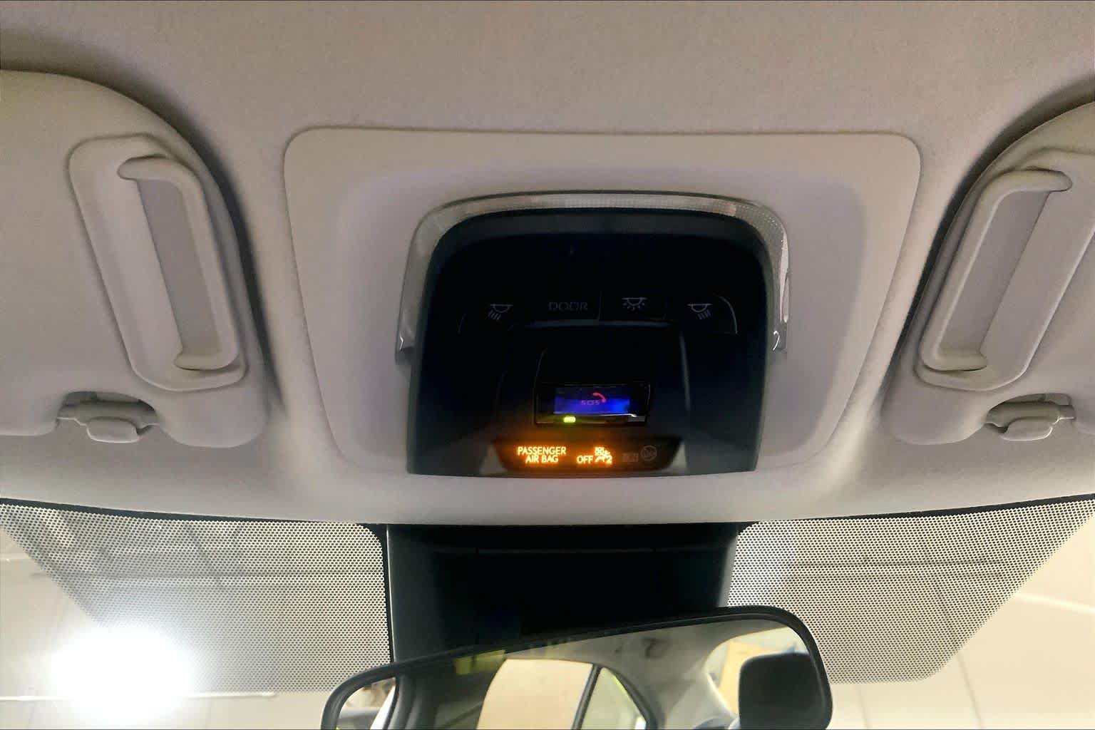 Used 2025 Toyota Corolla LE FWD image 34