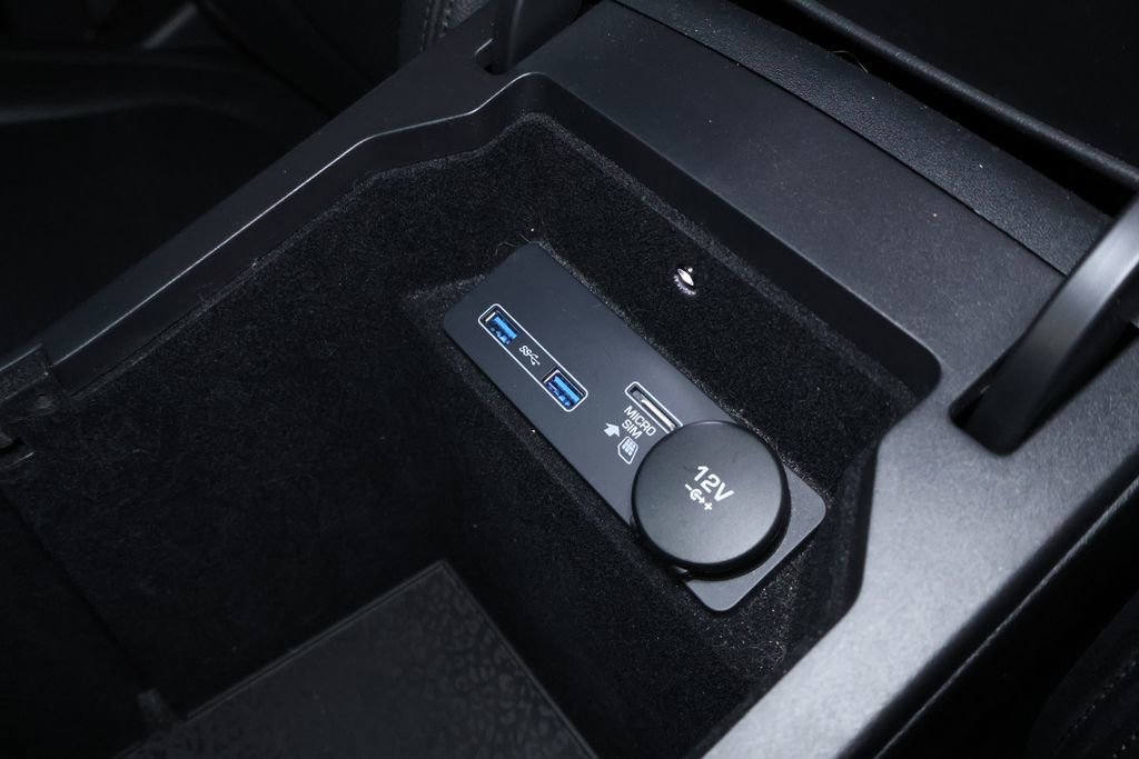 Used 2018 Jaguar E-PACE SE AWD/4WD image 34