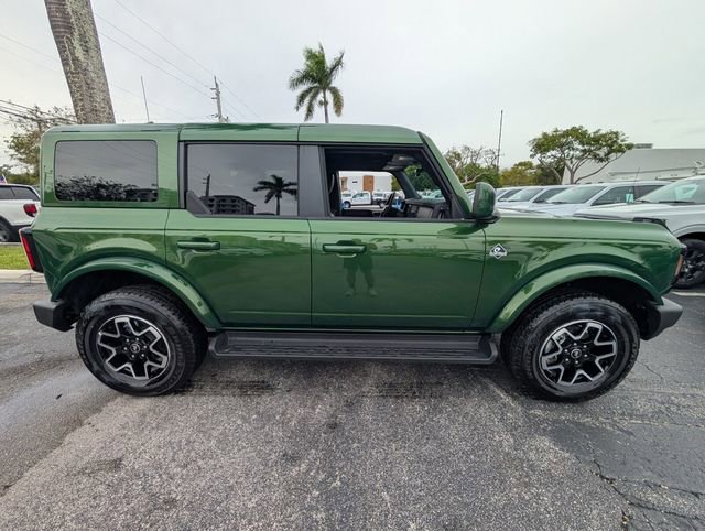 Used 2025 Ford Bronco Outer Banks image 19