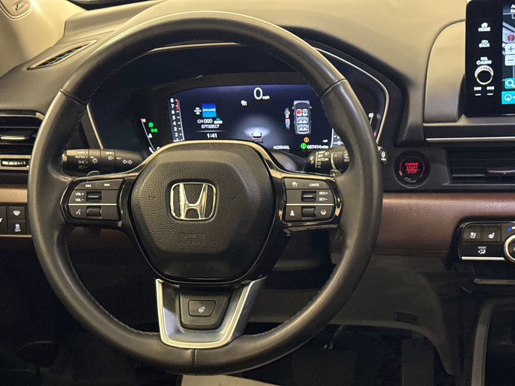 Certified 2025 Honda Pilot Elite image 16