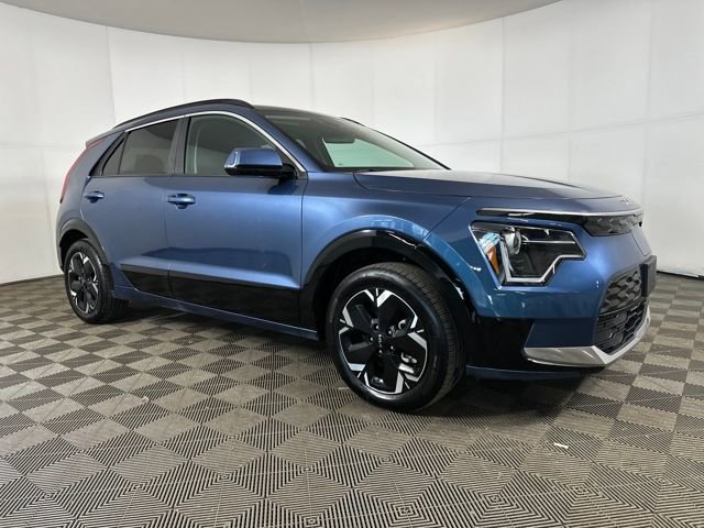 Used 2025 Kia Niro Wind w/ Wind Preserve Package image 2