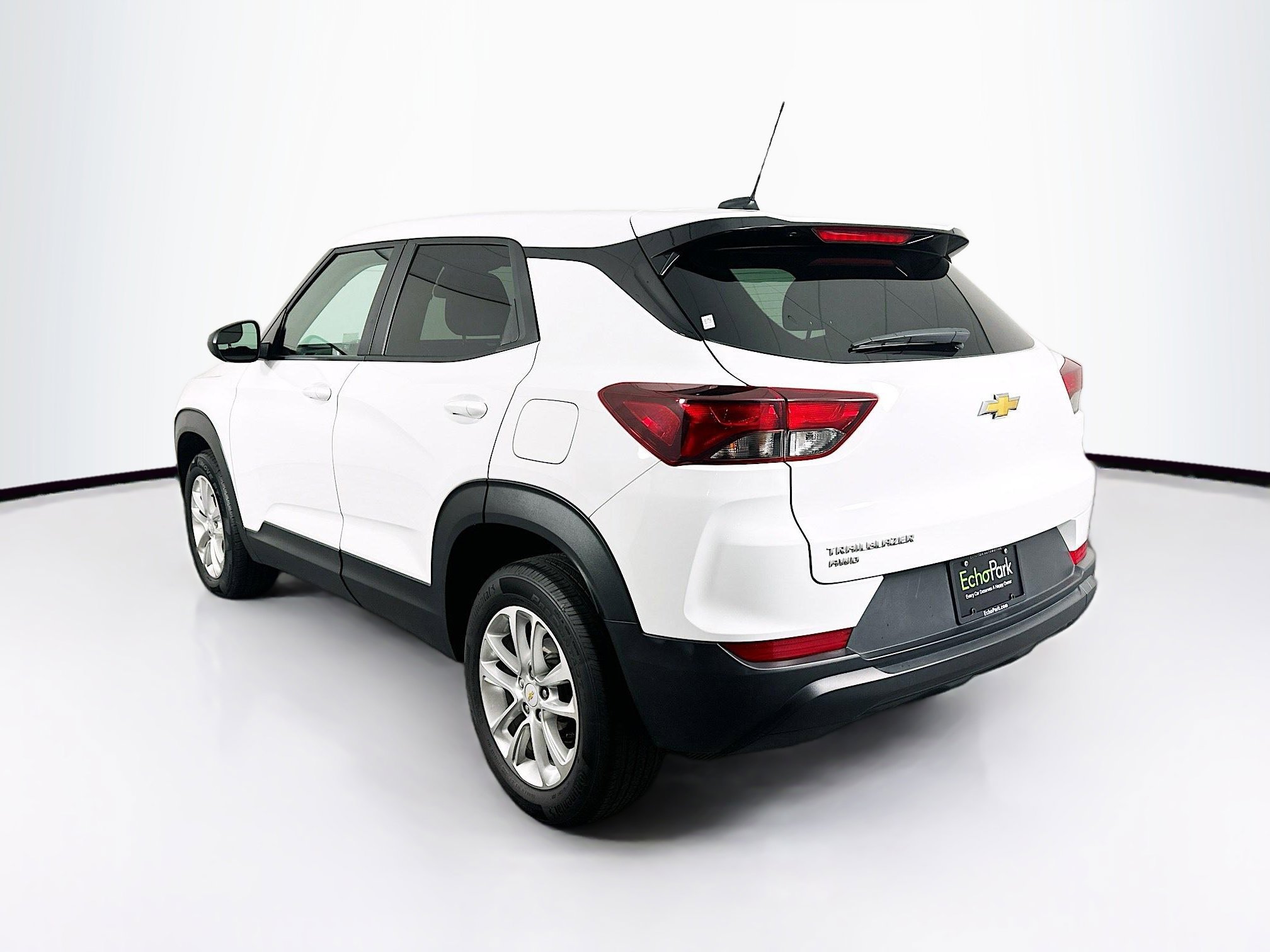 Used 2024 Chevrolet TrailBlazer LS w/ LS Convenience Package image 5