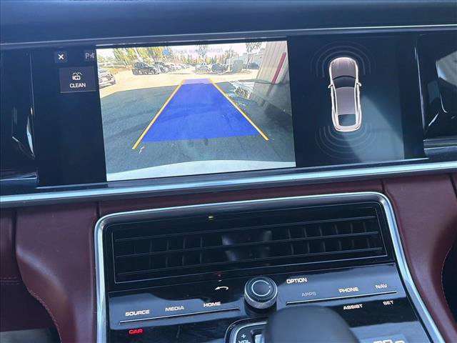 Used 2018 Porsche Panamera 4 AWD/4WD image 19
