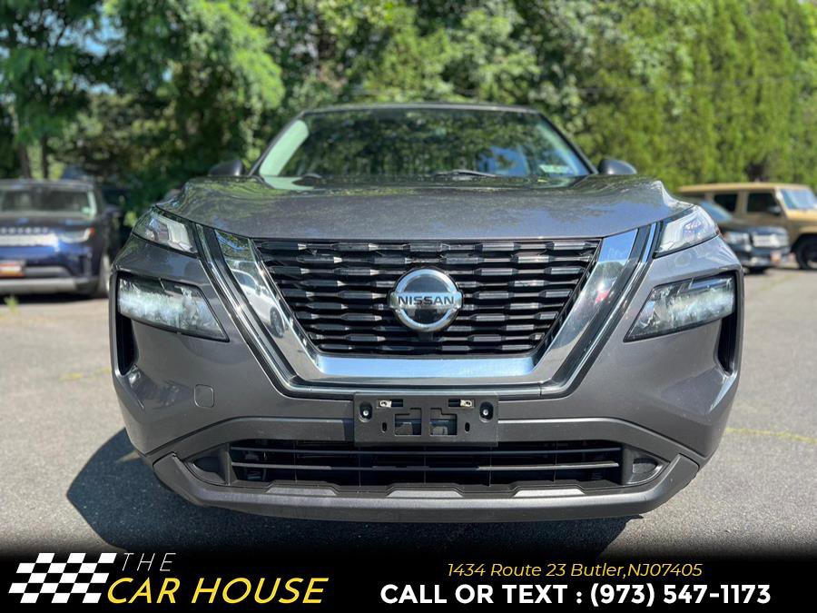 Used 2021 Nissan Rogue S image 2