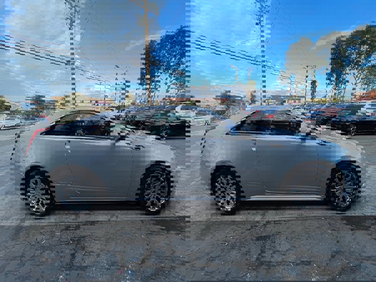 Used 2011 Cadillac CTS Performance w/ Luxury Level One Package image 4