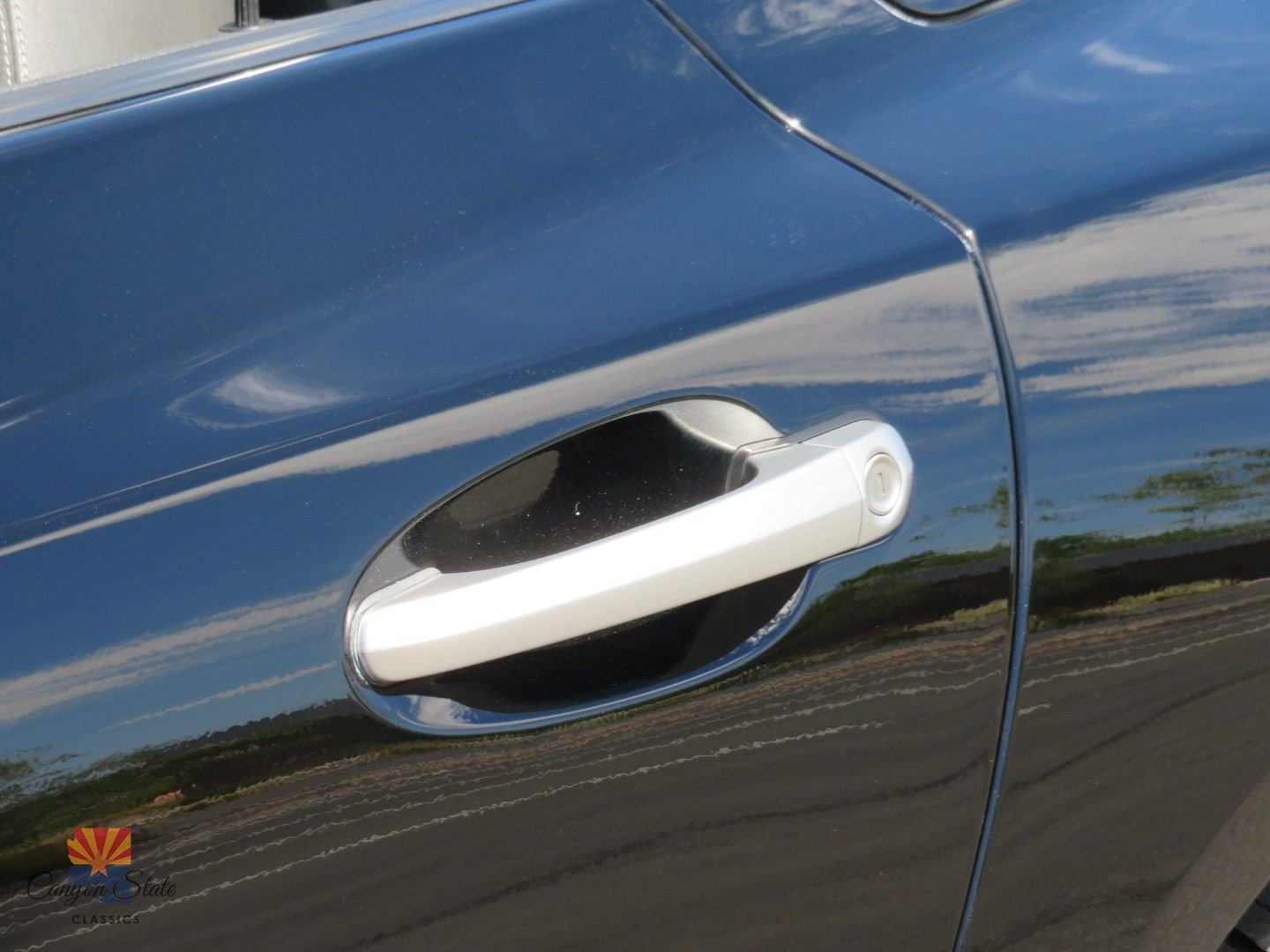 Used 2005 Chrysler Crossfire SRT-6 RWD image 28