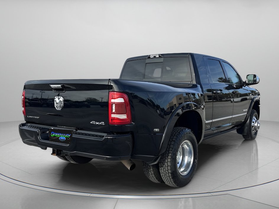 Used 2022 RAM 3500 Limited image 3