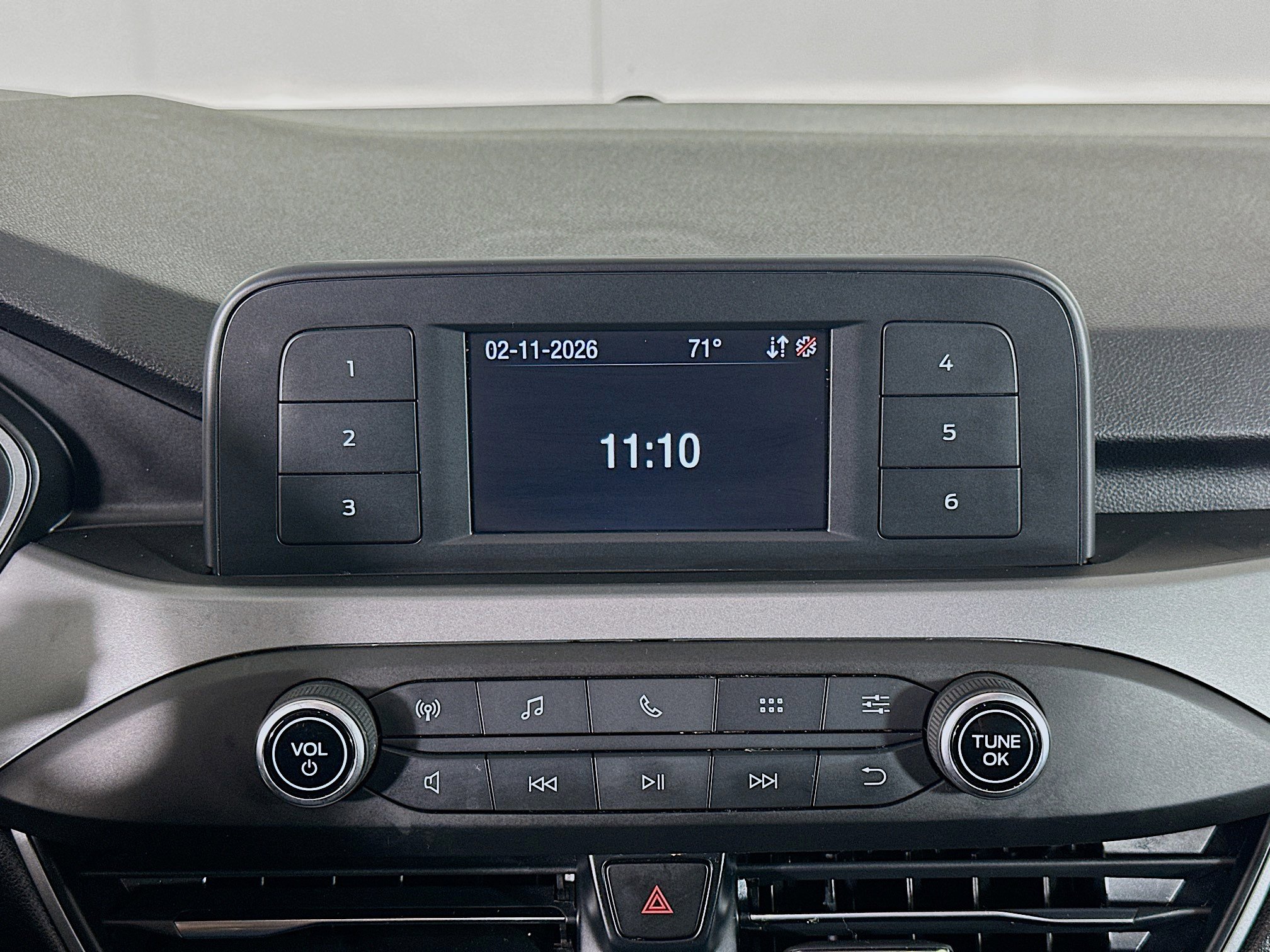 Used 2020 Ford Escape S image 19