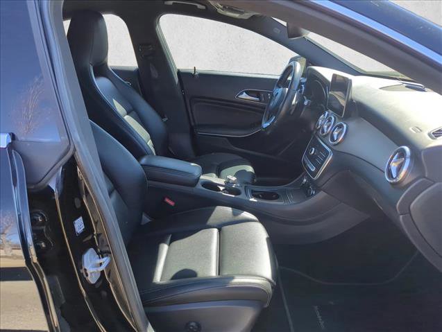 Used 2018 Mercedes-Benz CLA 250 image 21