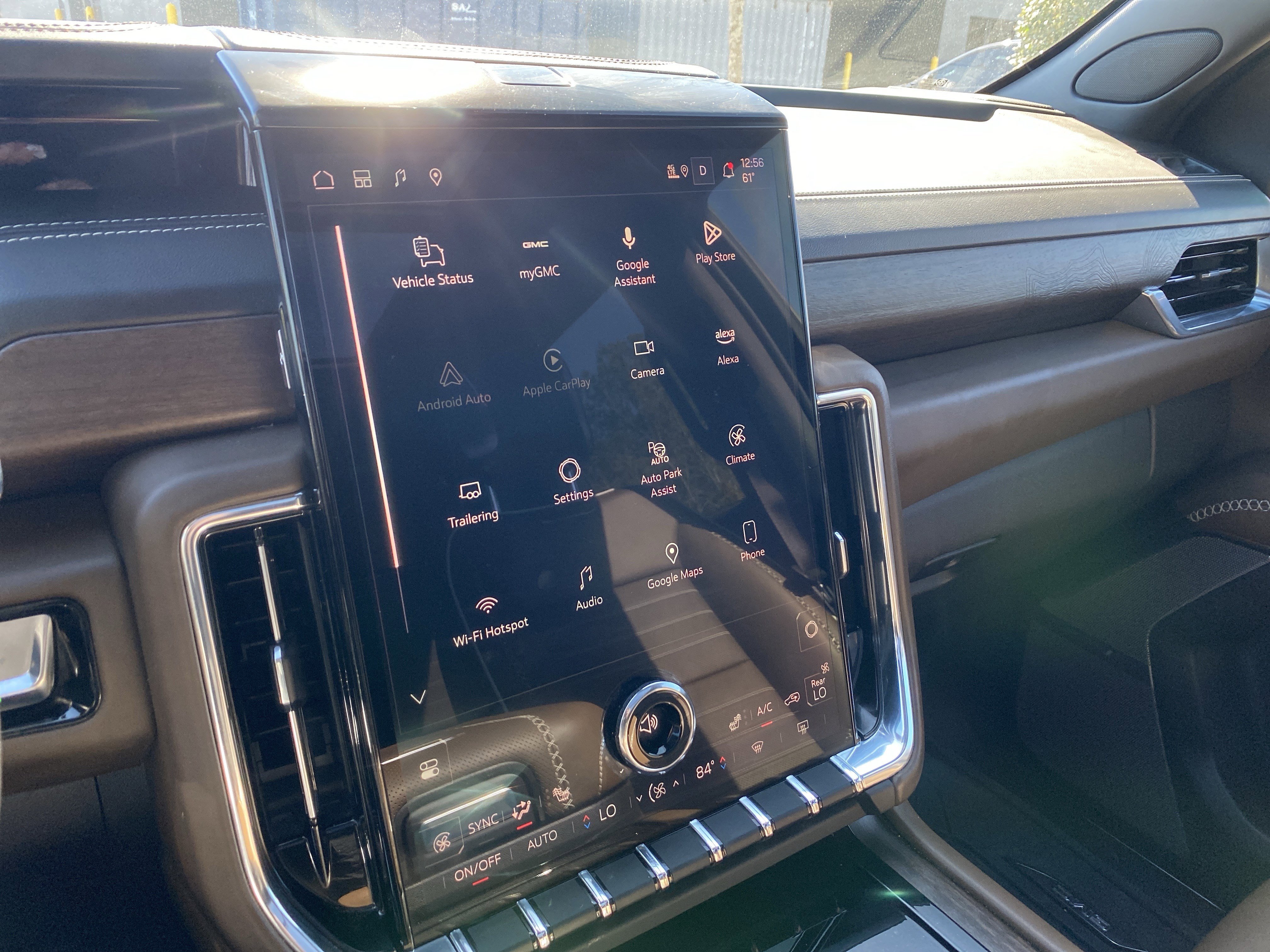 Used 2025 GMC Yukon Denali Ultimate image 35