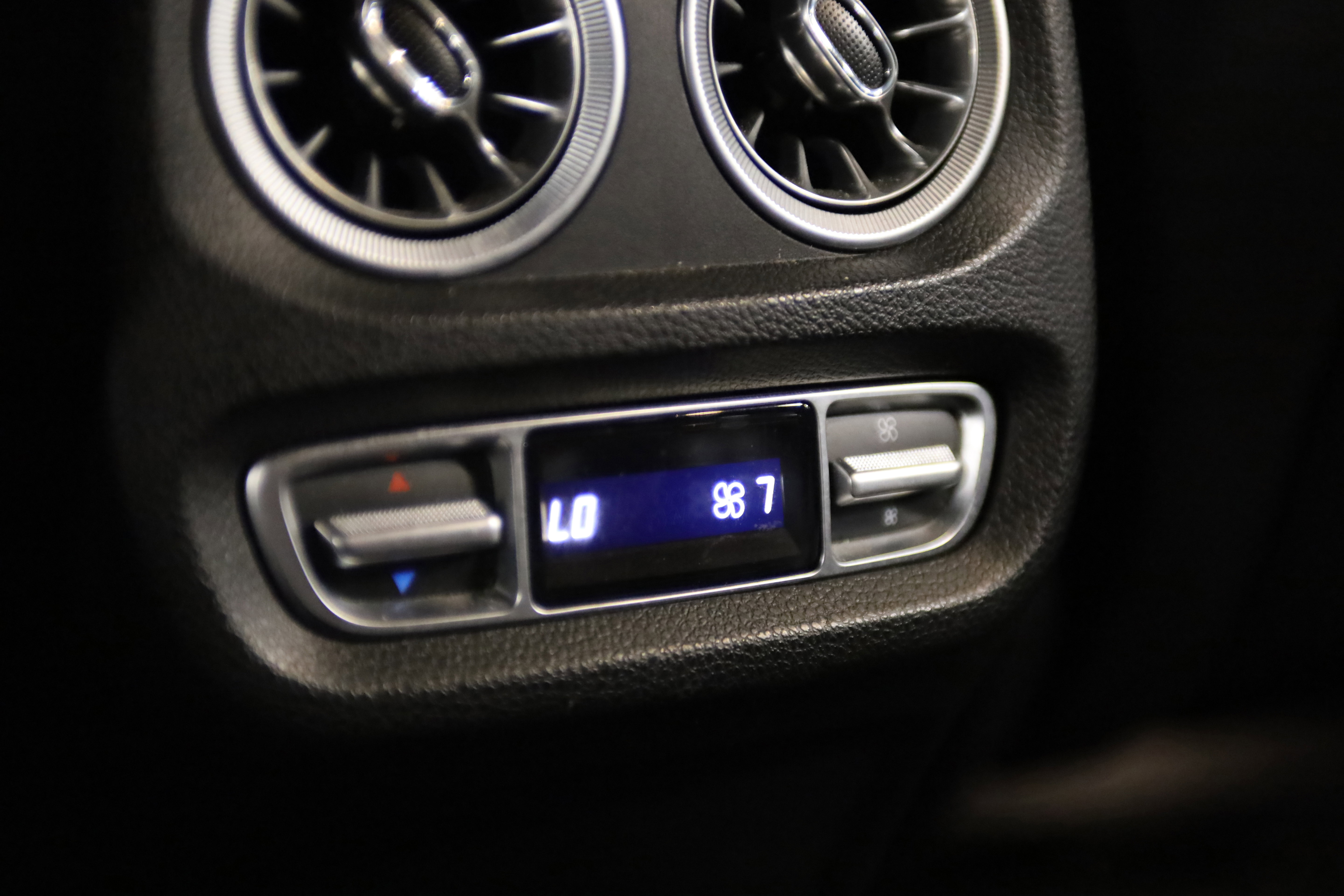 Used 2020 Mercedes-Benz G 550 image 39