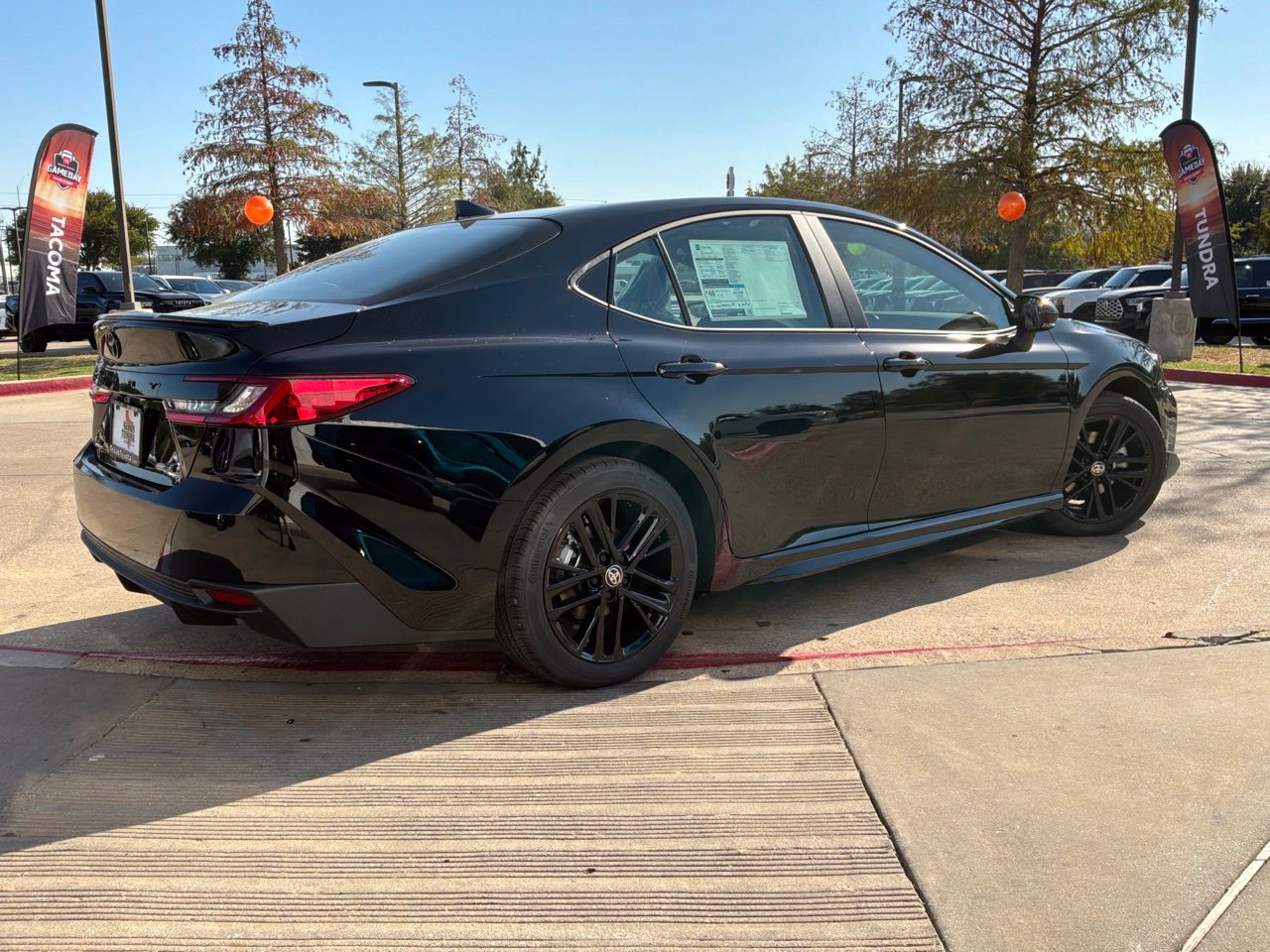 New 2026 Toyota Camry SE w/ Convenience Package FWD image 5