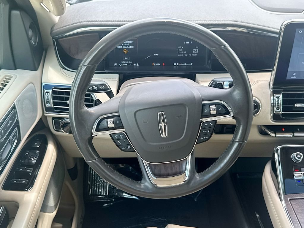 Used 2020 Lincoln Navigator Reserve w/ Luxury Package AWD/4WD image 23