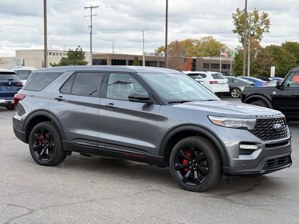 Certified 2022 Ford Explorer ST w/ Equipment Group 401A AWD/4WD image 30